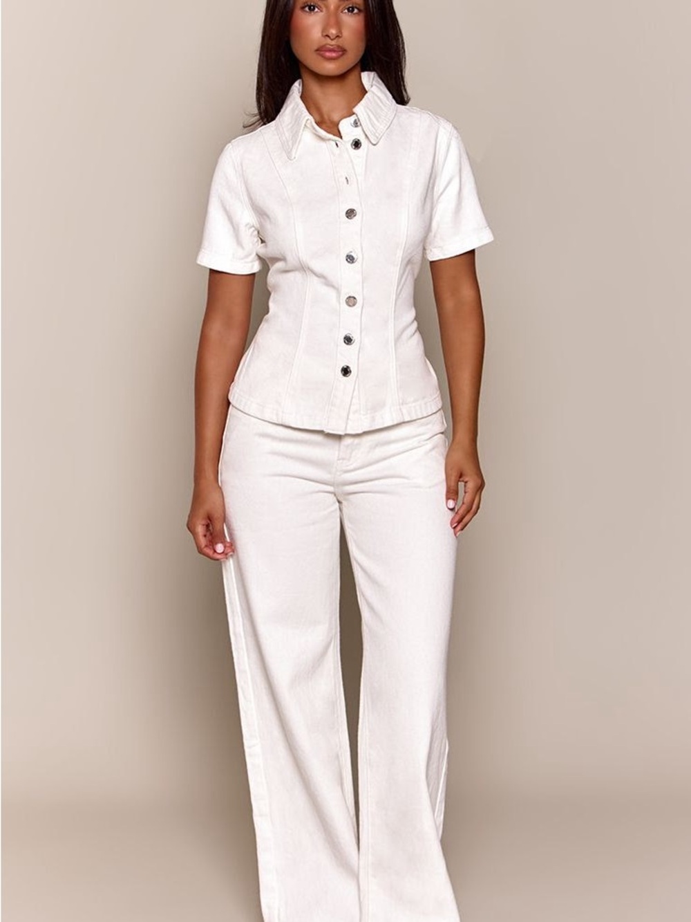 Women's Petite White Mid Rise Straight Leg Jeans